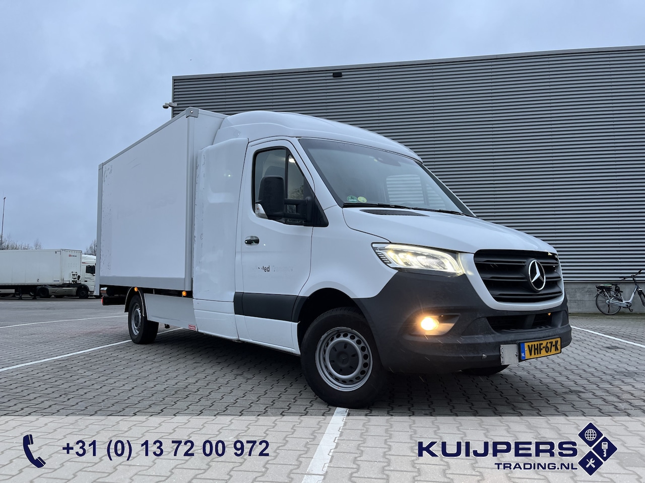 Mercedes-Benz Sprinter - 316 2.2 CDI Sleeper Cab / Box / Loadlift / APK TUV 10-25 - AutoWereld.nl