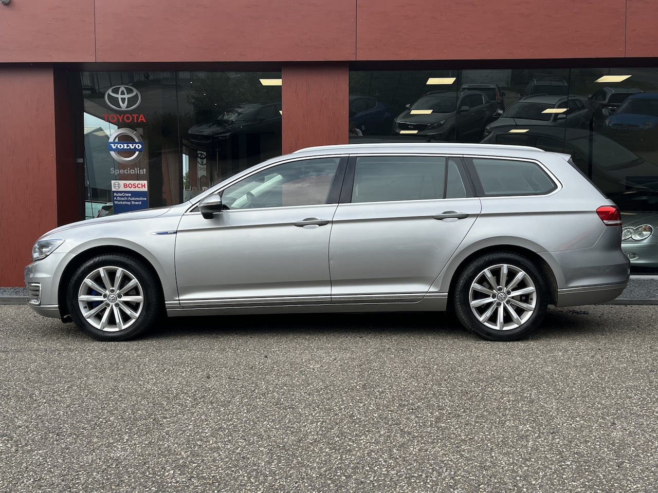 Volkswagen Passat Variant - 1.4 TSI GTE Highline | ErgoComfort | Navi | Trekhaak - AutoWereld.nl