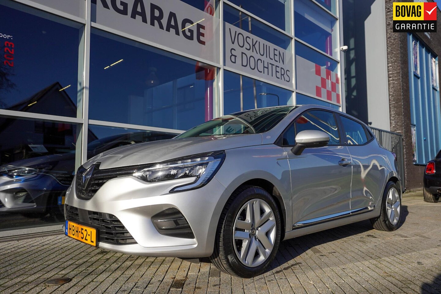 Renault Clio - 1.6 E-Tech Hybrid 140 Business Zen Carplay | Navigatie - AutoWereld.nl