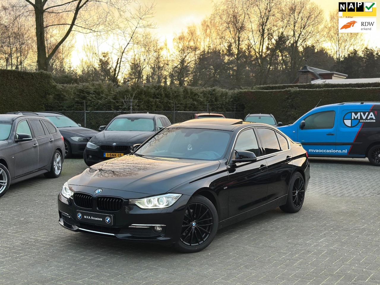 BMW 3-serie - 320i EfficientDynamics Edition High Executive|Nwe Ketting + Klepseals|Leder|Sport|Groot Na - AutoWereld.nl