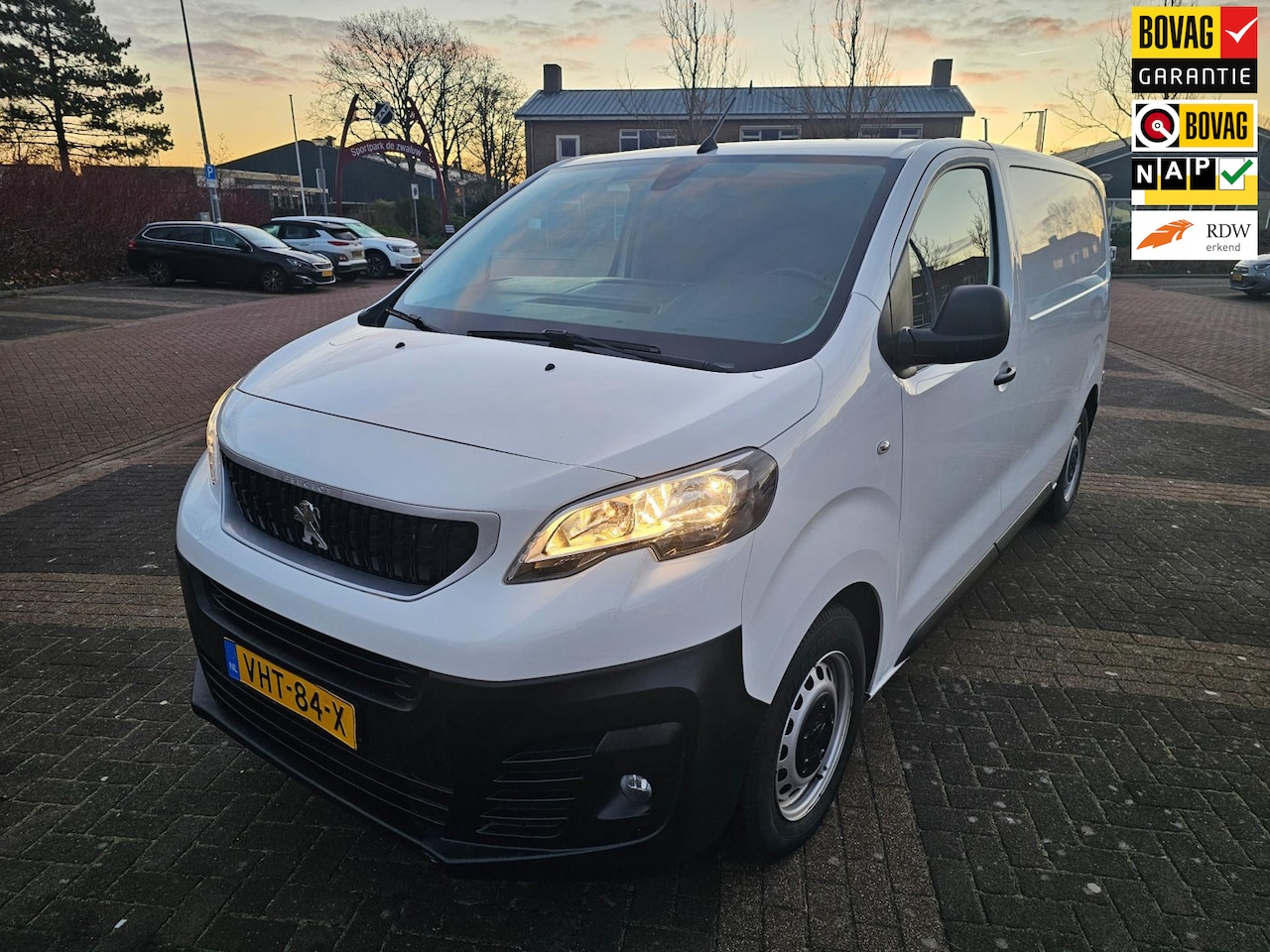 Peugeot Expert - 1.5 BlueHDI 100 Standard Premium 1.5 BlueHDI 100 Standard Premium - AutoWereld.nl