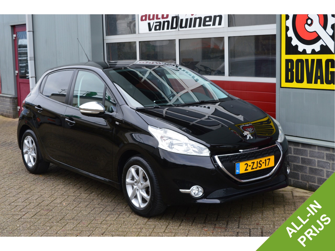 Peugeot 208 - 1.2 PureTech Style Pack O.a: Clima, Navi, Cruise, PDC, 4-Seiz, Rijklaar, Etc. All-in prijs - AutoWereld.nl