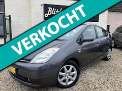 Toyota Prius - 1.5 VVT-i Tech Edition 1e Eigenaar | Dealer Onderhouden | A. Camera | Navigatie