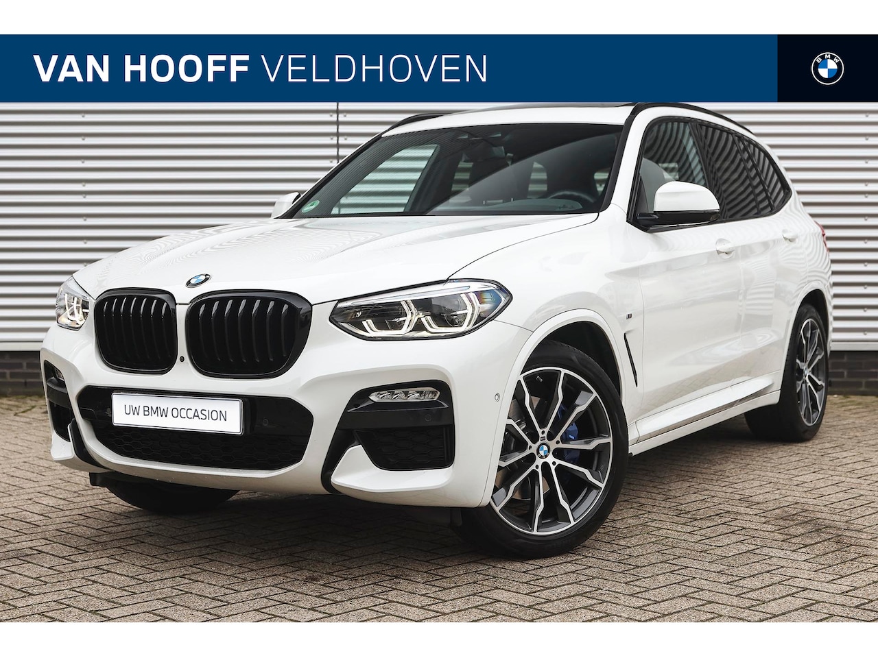 BMW X3 - xDrive30i M Sport Automaat / Panoramadak / Sportstoelen / Adaptieve LED / Parking Assistan - AutoWereld.nl