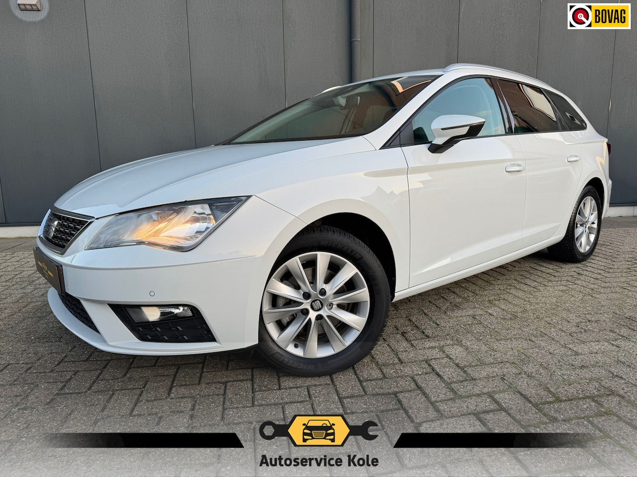 Seat Leon ST - 1.4 EcoTSI * Automaat * AppleCarPlay * Pdc * Cruise * Automatische airco * - AutoWereld.nl