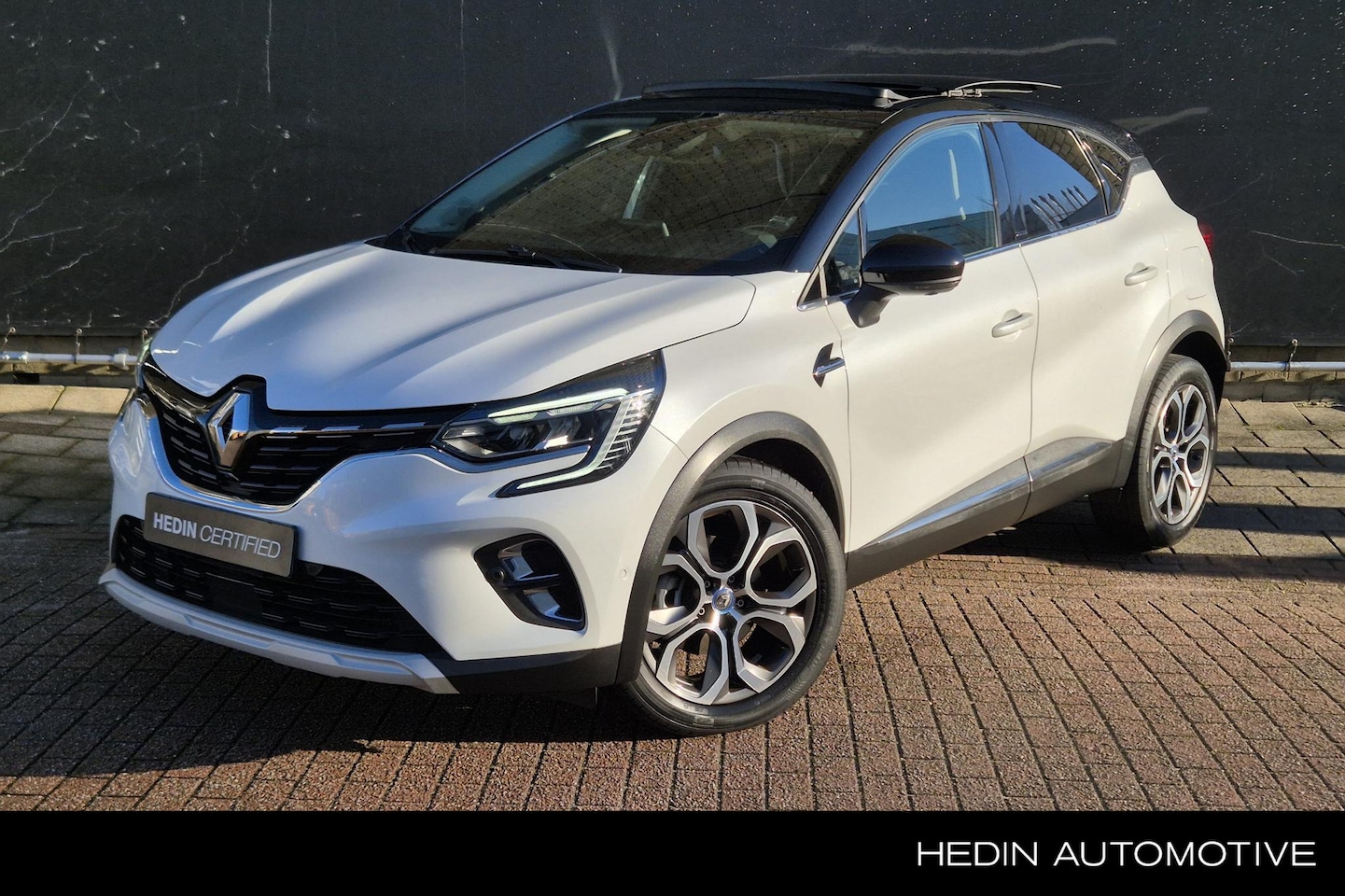 Renault Captur - 1.6 E-Tech Plug-in Hybrid 160 Edition One | Panorama Dak | Trekhaak | Dode Hoek Detectie | - AutoWereld.nl