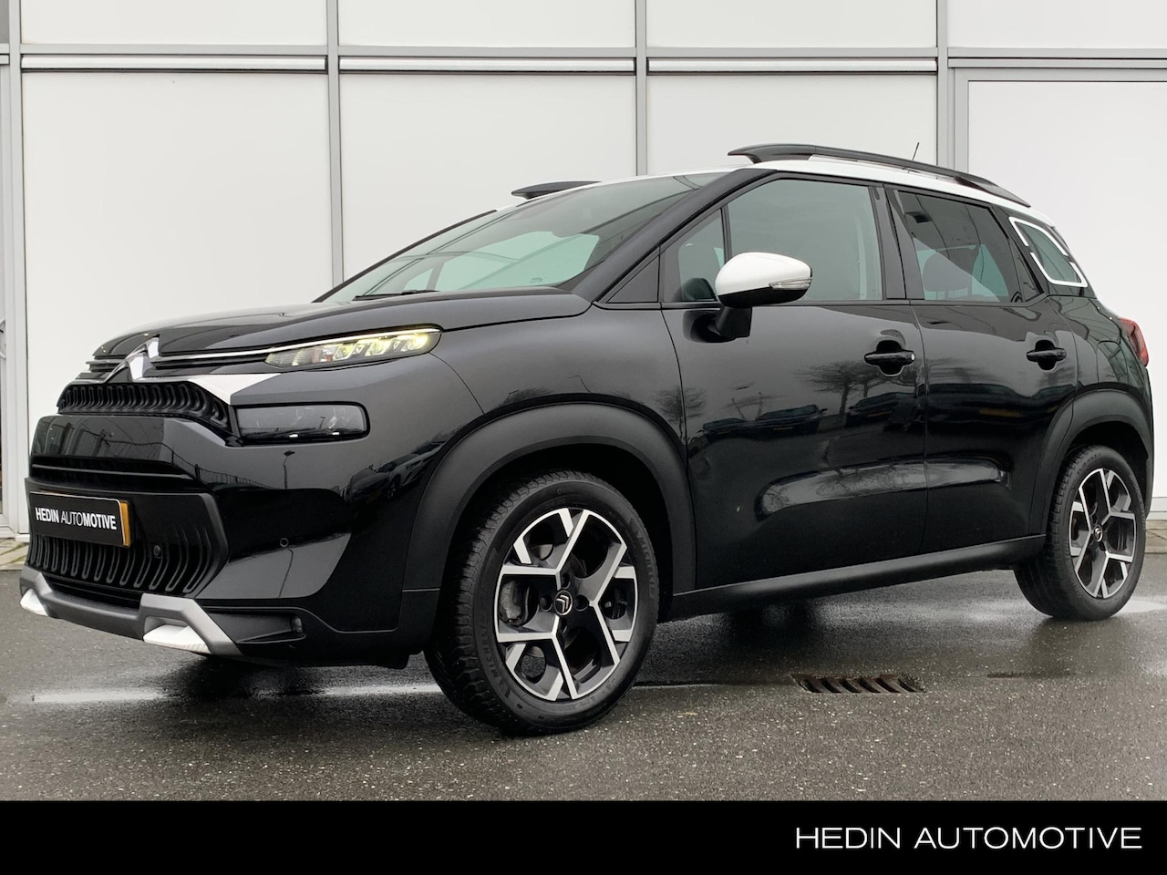 Citroën C3 Aircross - 1.2 130PK SHINE AUTOMAAT | TREKHAAK | NAVIGATIE | CAMERA | LEDER+STOELVERWARMING | CARPLAY - AutoWereld.nl