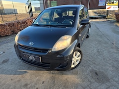 Daihatsu Sirion 2 - 1.3-16V Prestige AUTOMAAT AIRCO NAP