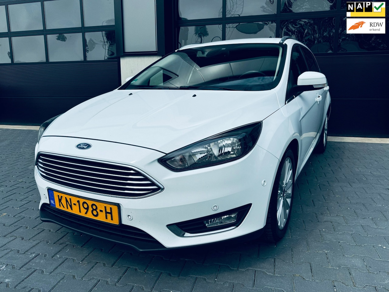 Ford Focus Wagon - 1.5 TDCI Titanium | dealer auto | NAP | NW MOTOR | EX BTW | - AutoWereld.nl