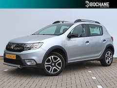 Dacia Sandero Stepway - 1.0 TCe 100 Bi-Fuel SL 15th Anniv. Trekhaak / Parkeersensoren + Camera / Navigatie / Clima