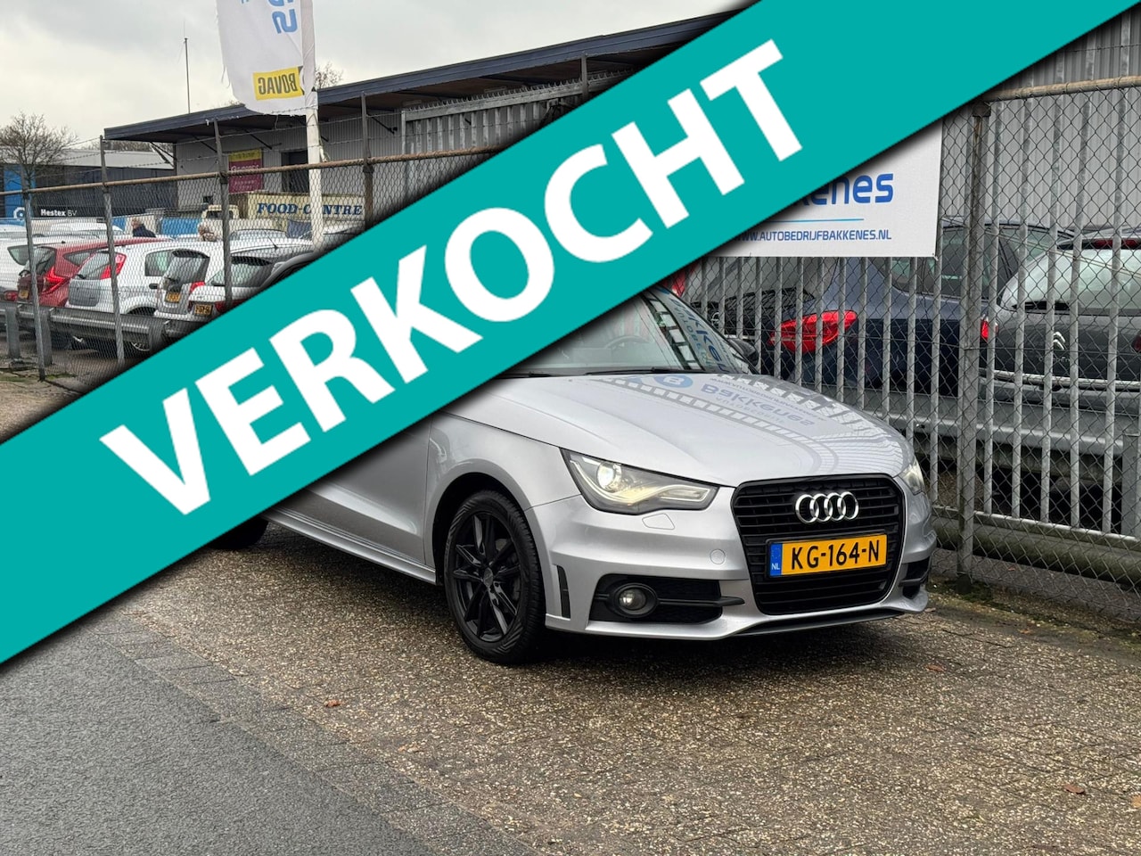 Audi A1 Sportback - 1.2 TFSI Ambition S-Line | Airco | Navi | Bluetooth - AutoWereld.nl