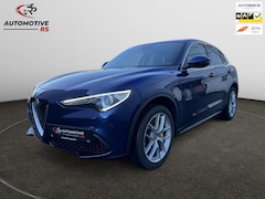 Alfa Romeo Stelvio - 2.0 T First Edition 4x4 Pano Volleer Camera Memory DAB 280PK