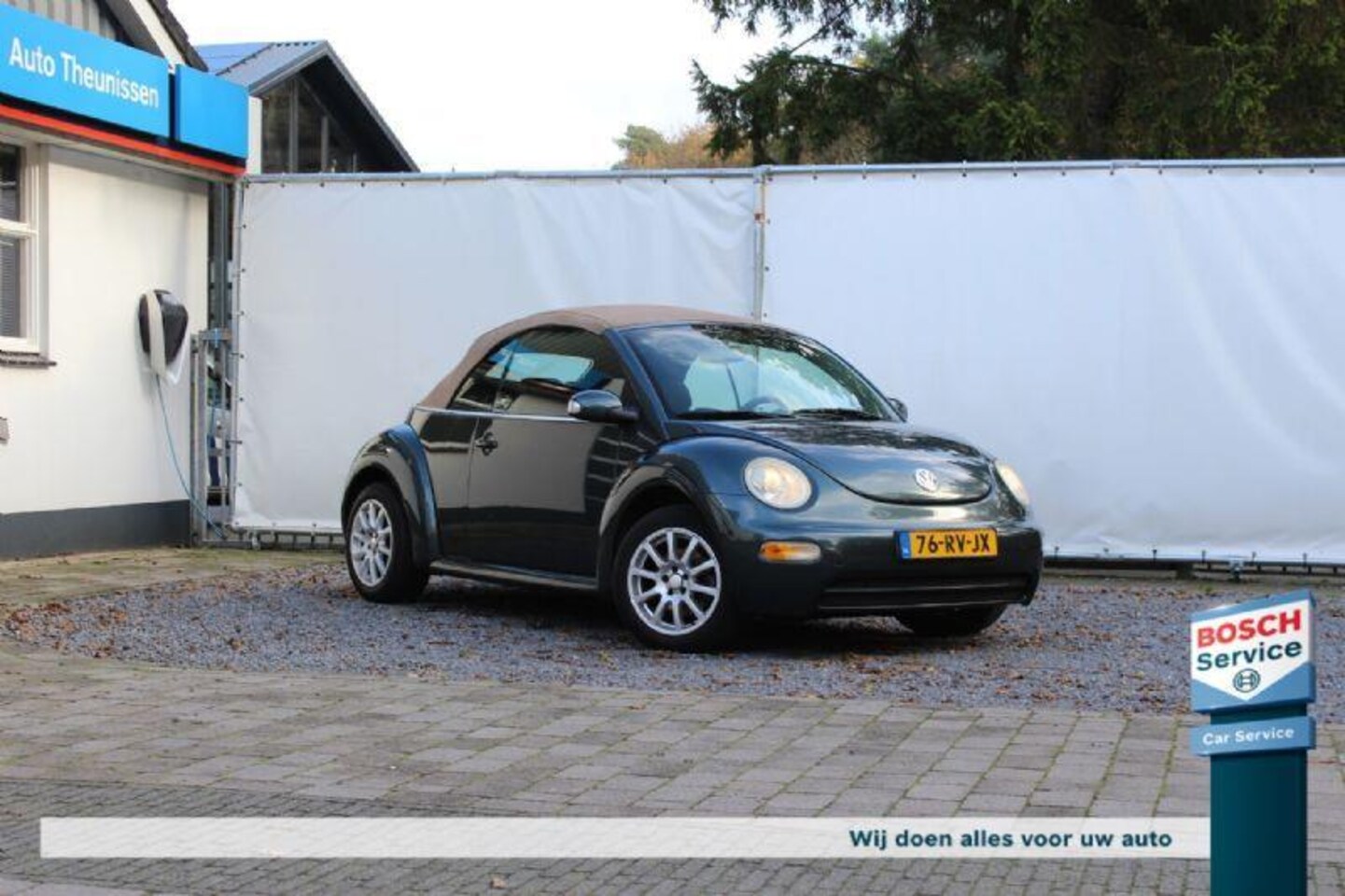 Volkswagen New Beetle Cabriolet - 1.4 55KW | Beige Kap | Sportwielen - AutoWereld.nl