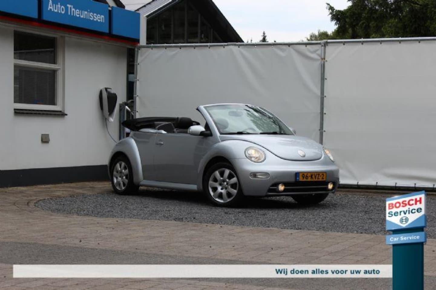 Volkswagen Beetle Cabriolet - 2.0 85KW | Leer | LMV - AutoWereld.nl