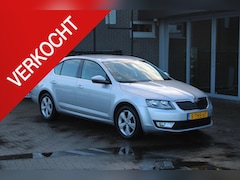 Skoda Octavia - 1.2 TSI Greentech Elegance Navi/Trekhaak/Nap Nieuwe apk