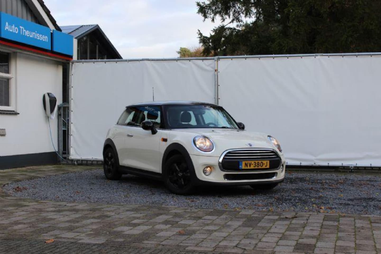 MINI Cooper - Mini 1.2 102pk One | Org NL | Navi | Airco - AutoWereld.nl