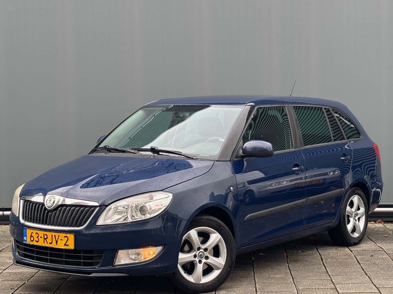 Skoda Fabia Combi - BWJ 2011 | 1.2 TDI 75PK Greenline LANGE APK! | AIRCO | TREKHAAK | PDC | LICHTMETAAL | - AutoWereld.nl