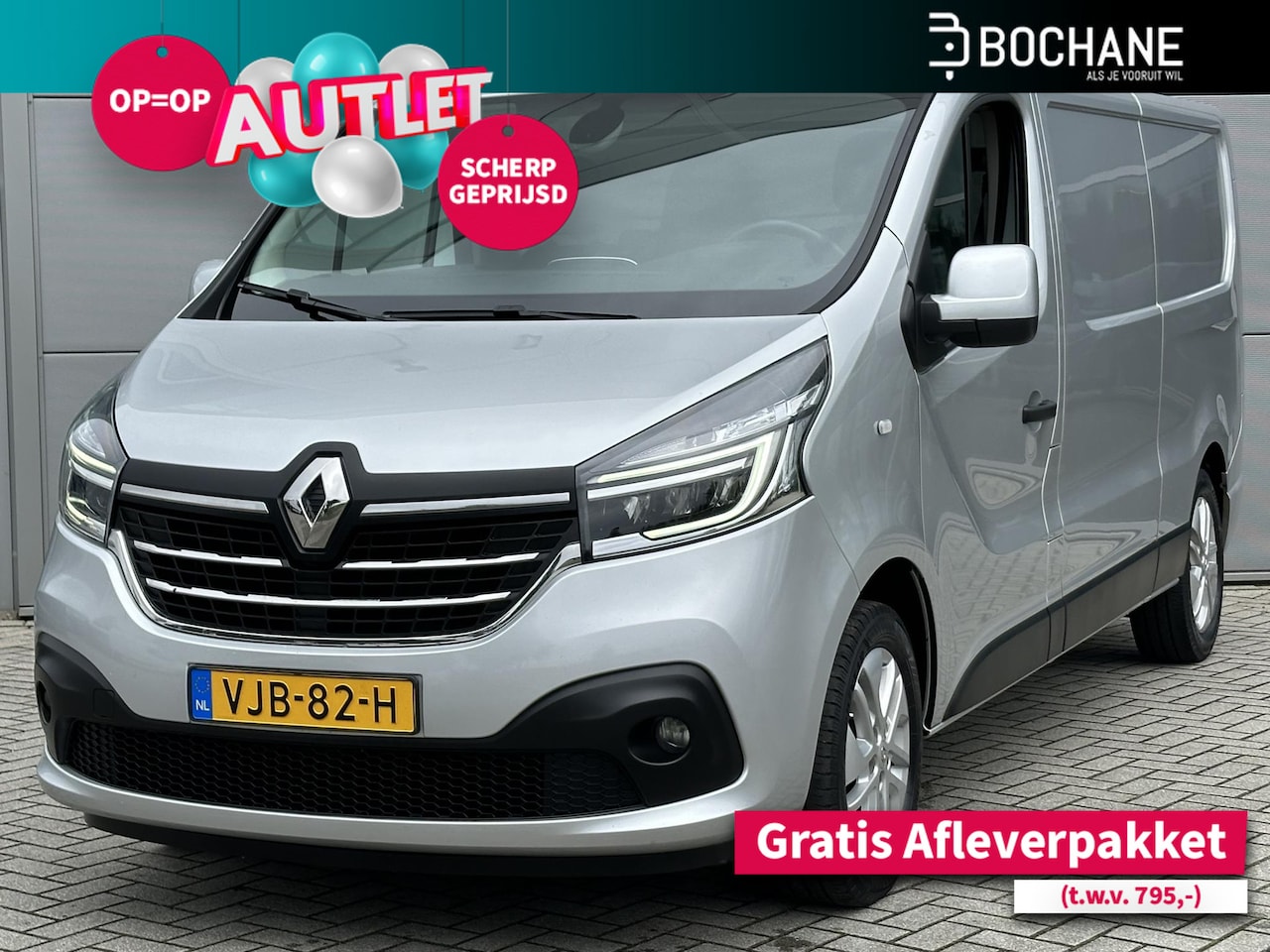 Renault Trafic - 2.0 dCi 170 EDC T29 L2H1 Luxe | CLIMATE CONTROL | NAVIGATIE | CAMERA | TREKHAAK | LAADRUIM - AutoWereld.nl