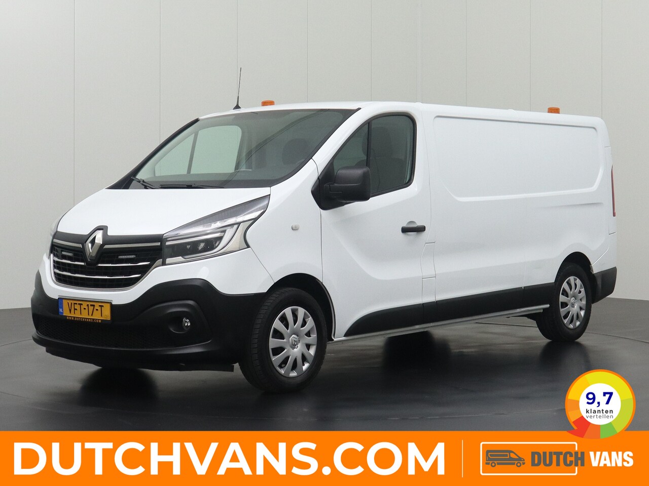 Renault Trafic - 2.0DCi 120PK Lang Worker | Navigatie | Airco | Betimmering | Trekhaak - AutoWereld.nl