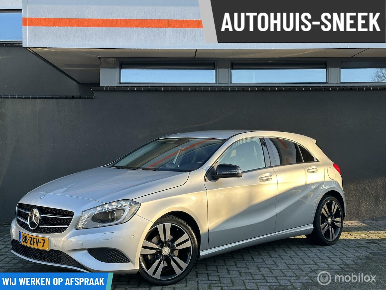 Mercedes-Benz A-klasse - 180 Ambition / Amg Look / Kuipstoelen - AutoWereld.nl