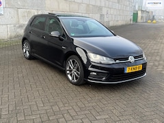 Volkswagen Golf - 1.2 TSI Highline