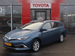 Toyota Auris Touring Sports - 1.8 HYBRID LEASE-PRO STOELVERW. PANODAK LM-VELGEN P-SENSOREN CAMERA CRUISE TREKHAAK NAVI K