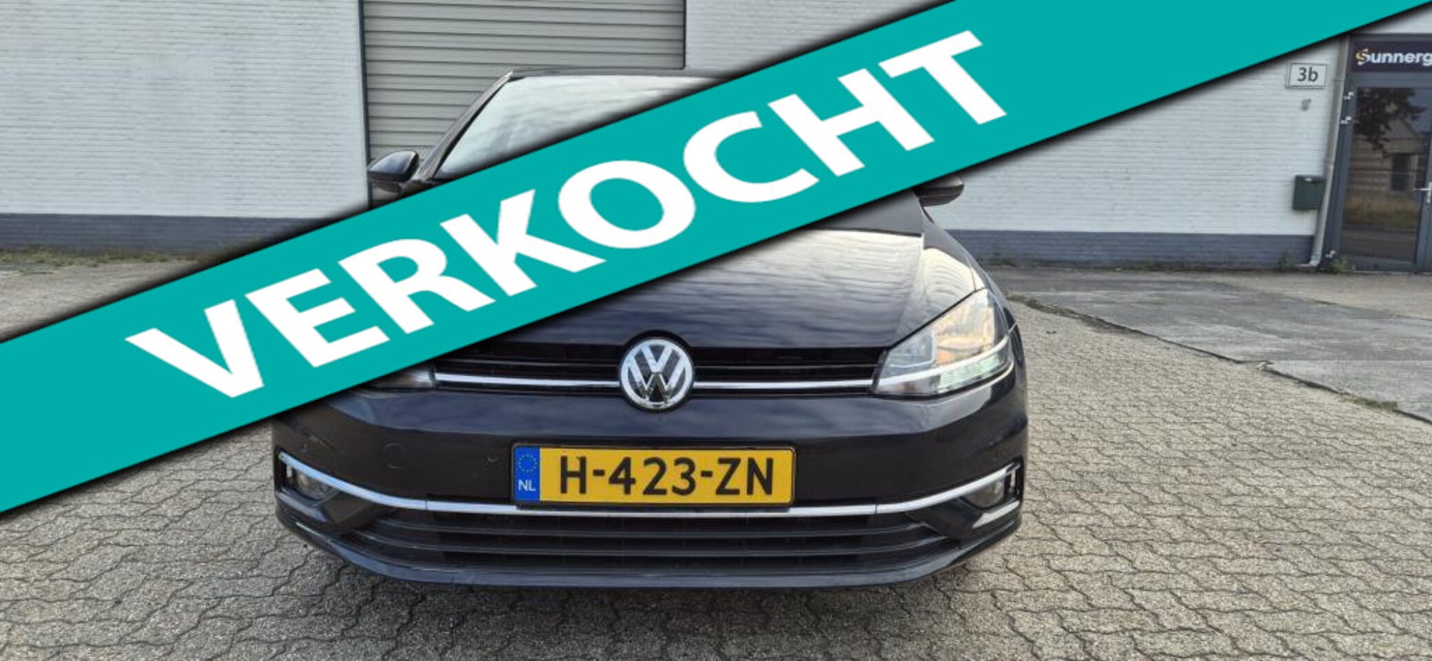 Volkswagen Golf - 1.0 TSI Comfortline 1.0 TSI Comfortline - AutoWereld.nl