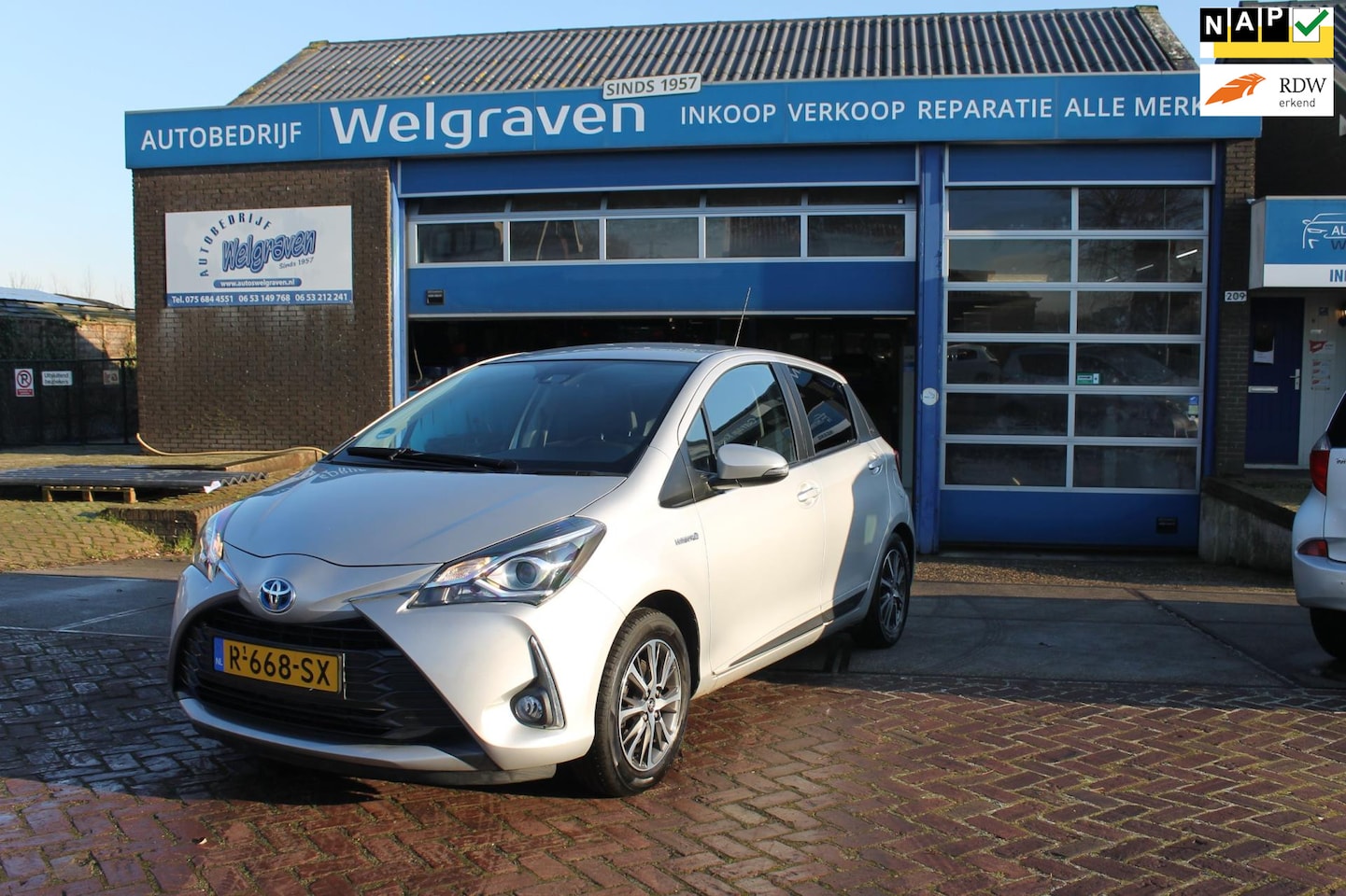 Toyota Yaris - 1.5 Hybrid Y20 navi camera 50500 km - AutoWereld.nl