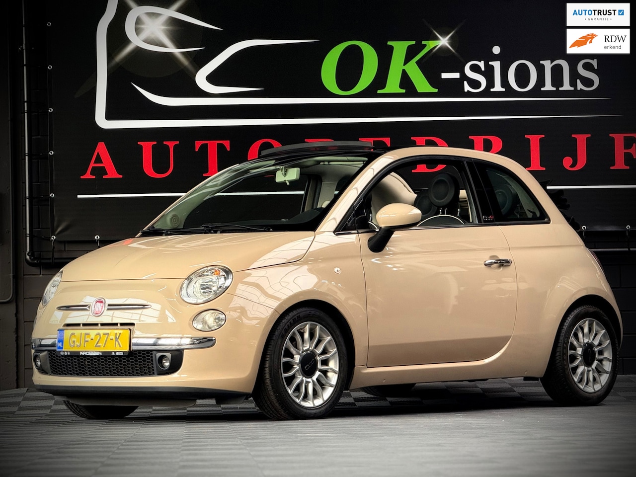 Fiat 500 C - 1.2 lounge Cabrio Beige/Bruin/Cappuccino/airco/PDC/Blue&me - AutoWereld.nl