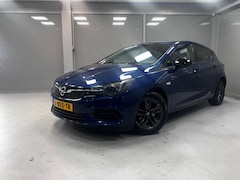 Opel Astra - Design & Tech 1.2Turbo | LED | Navigatie |