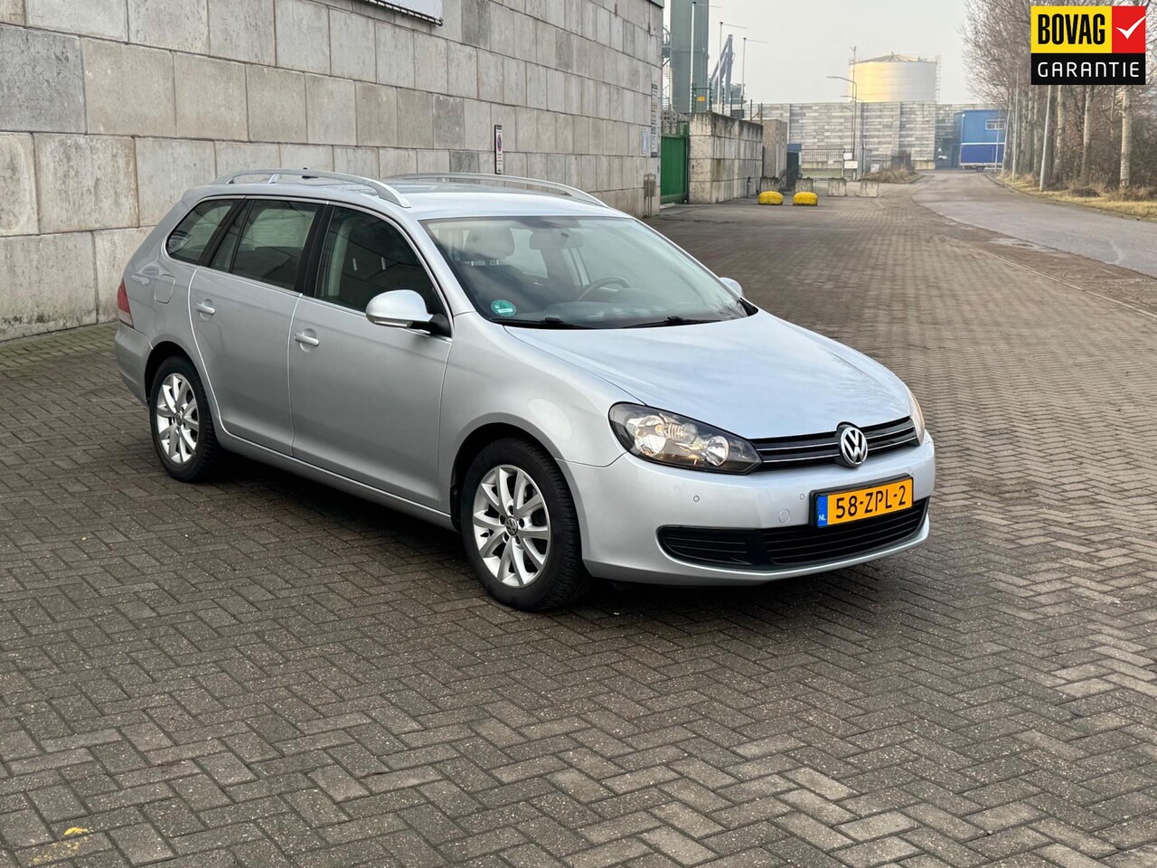 Volkswagen Golf Variant - 1.6 TDI Comfort Executive Line BlueMotion 1.6 TDI Comfort Executive Line BlueMotion - AutoWereld.nl