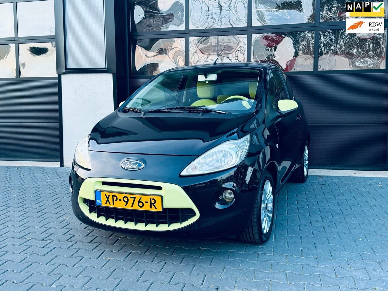 Ford Ka - 1.2 Titanium | airco | el. pakket | nette auto - AutoWereld.nl