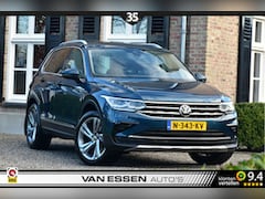 Volkswagen Tiguan - 1.5 TSI Business+ DSG Navigatie Pano Head-Up Camera Trekhaak 19 Inch