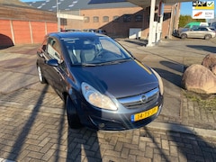 Opel Corsa - 1.4-16V Cosmo