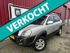 Hyundai Tucson - 2.0i Dynamic Sense // 171 DKM NAP // Airco // Trekhaak