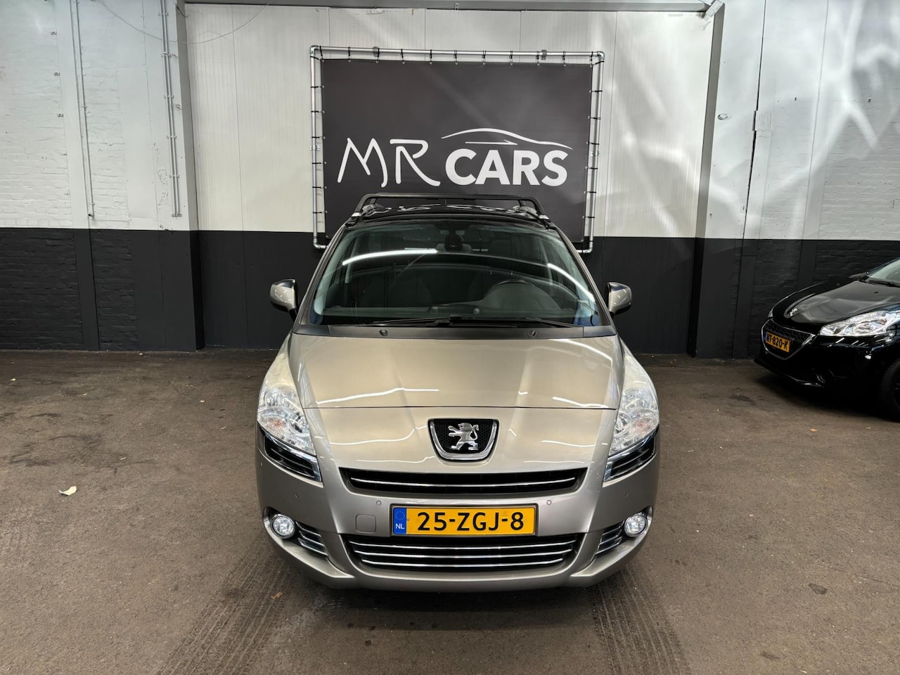 Peugeot 5008 - 1.6 THP Style Airco/Navi/Cruise Control - AutoWereld.nl