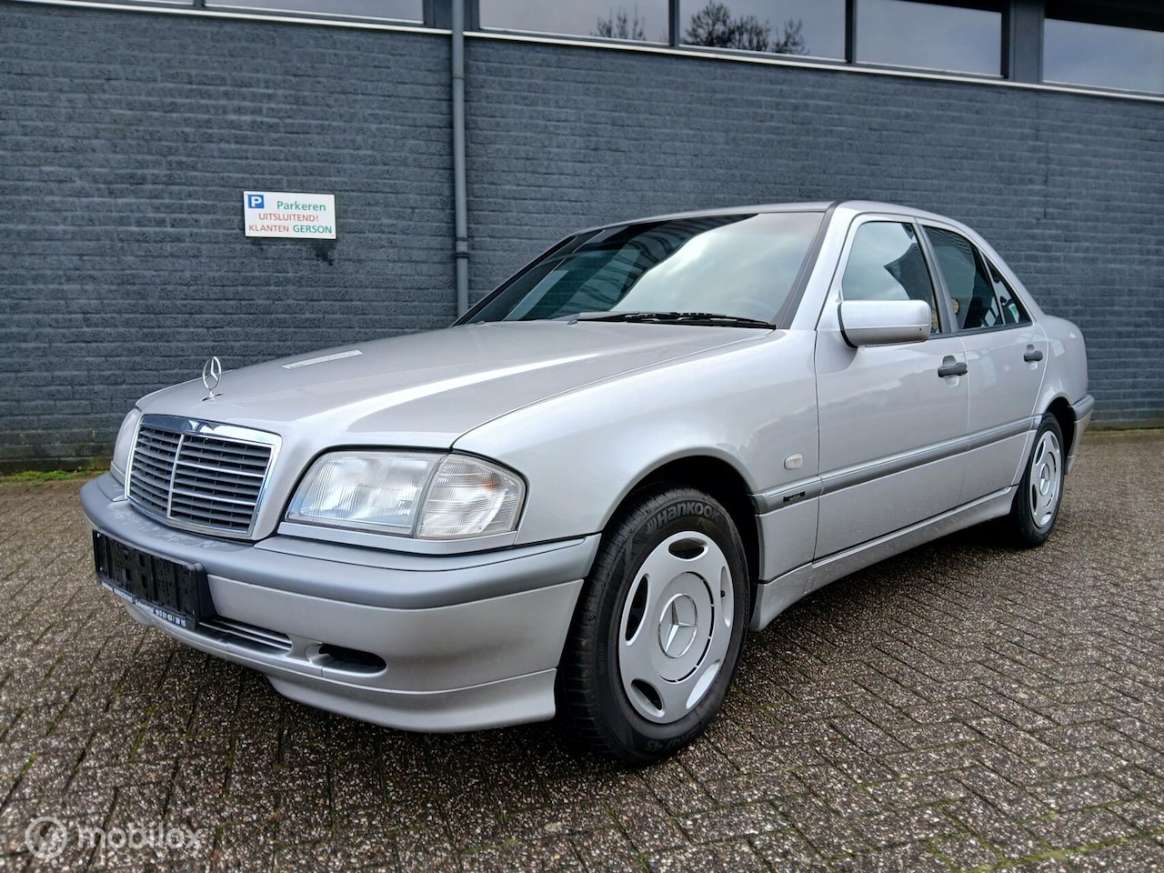 Mercedes-Benz C-klasse - c180 Automaat/109.000Km/Topstaat - AutoWereld.nl