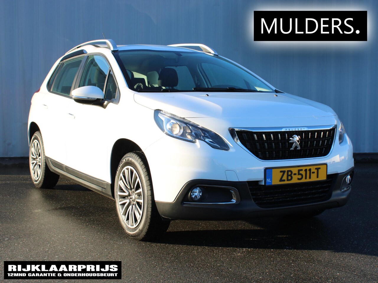 Peugeot 2008 - 1.2 PureTech Blue Lion Navigatie /  Trekhaak - AutoWereld.nl