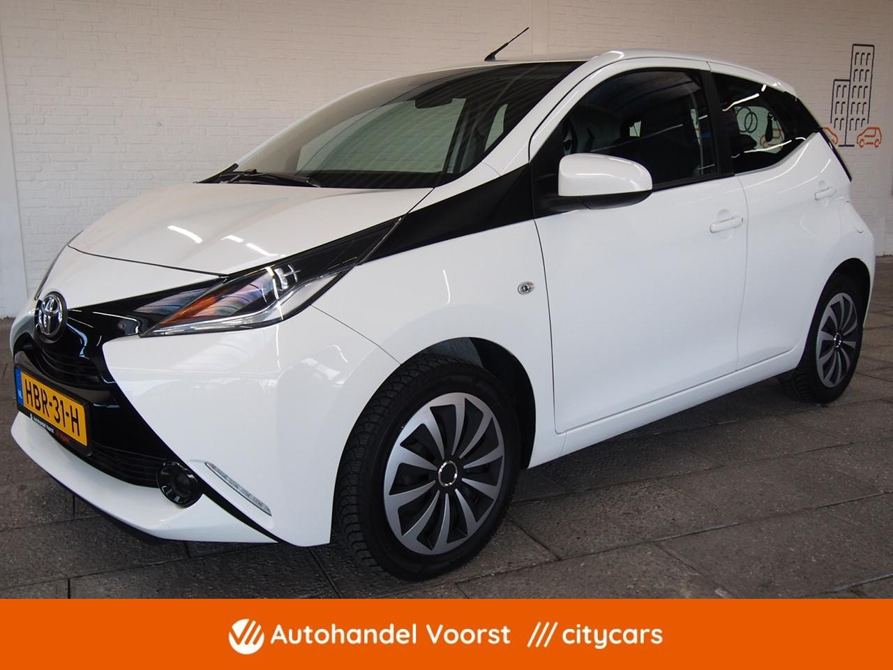 Toyota Aygo - 1.0 VVT-i x-fun Airco (APK:Nieuw) Incl.Garantie - AutoWereld.nl