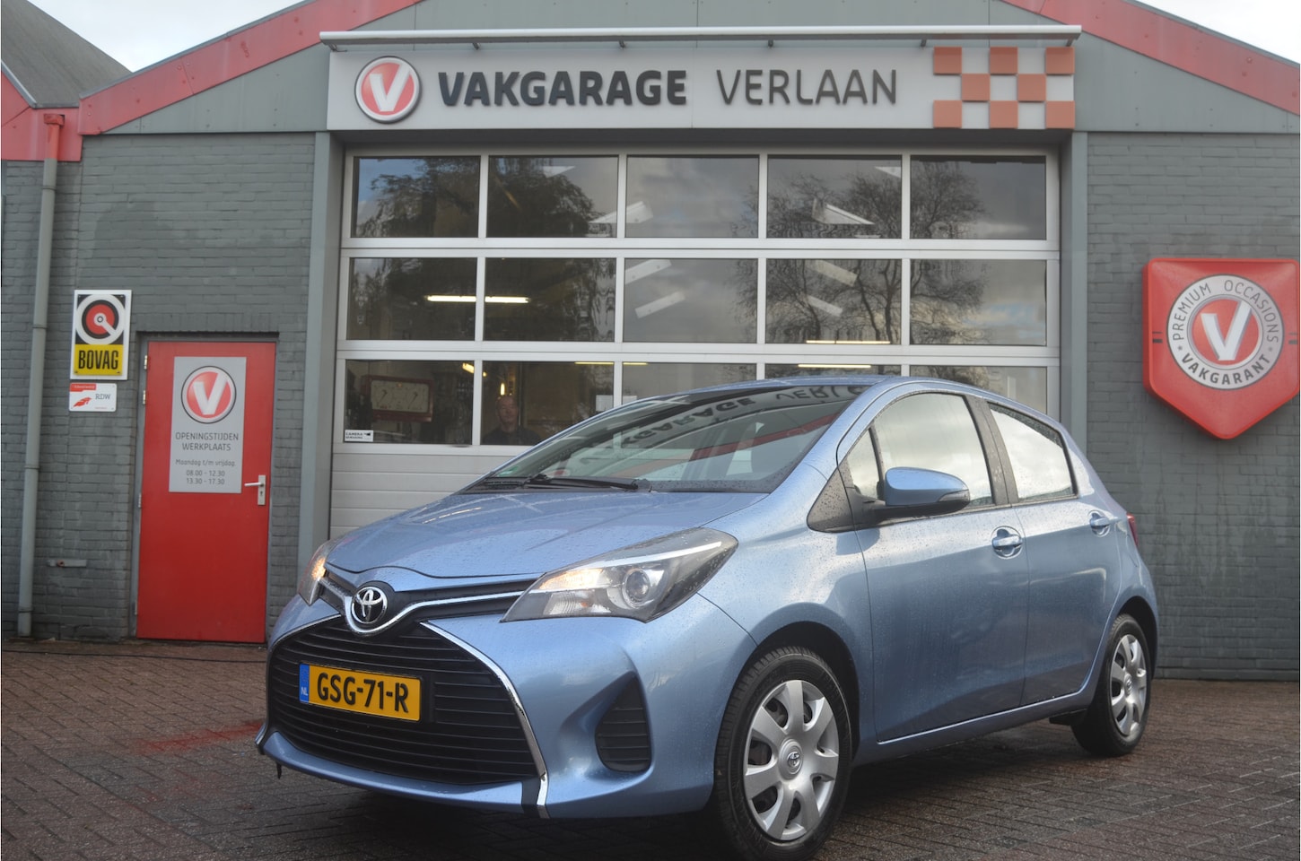 Toyota Yaris - 1.3 VVT-i AUTOMAAT 12 mnd. gar. - AutoWereld.nl