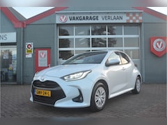 Toyota Yaris - 1.5 VVT-i parelmoer wit 12mnd.gar.nav. camera