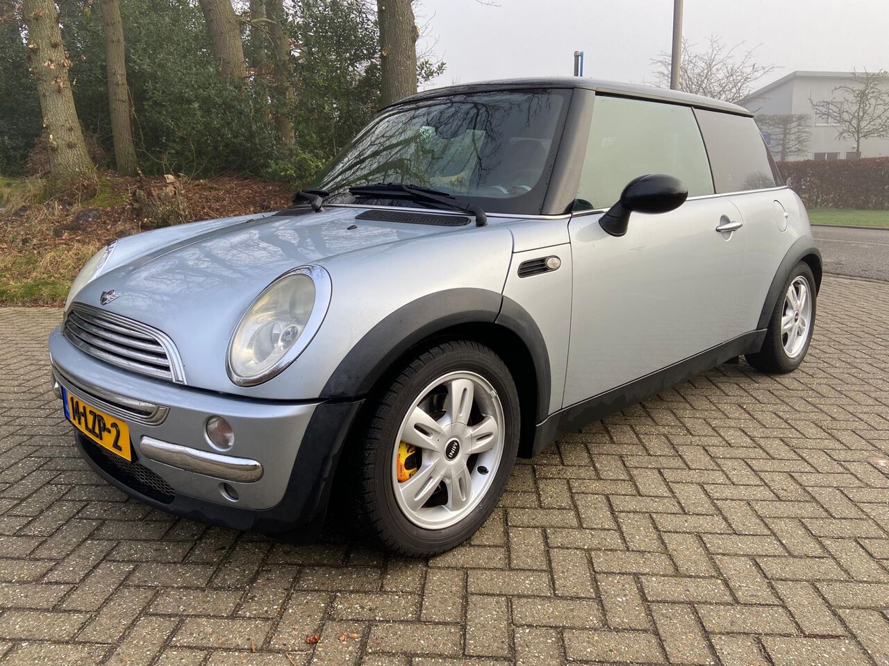 MINI Cooper - Mini 1.6 Chili, BJ`2002, Klima, Lederen bekleding - AutoWereld.nl