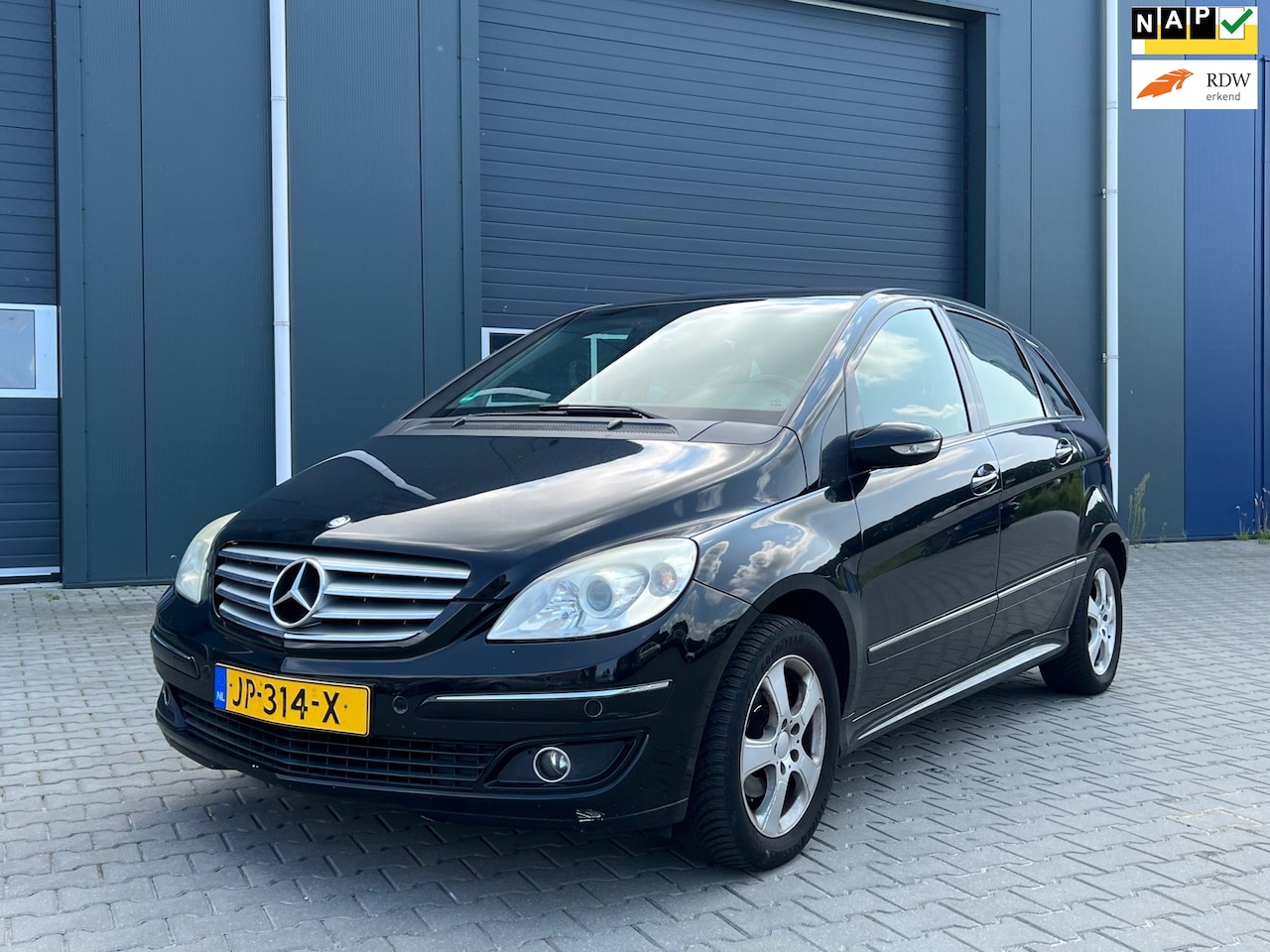 Mercedes-Benz B-klasse - 170 | Airco + 5 deurs nu € 2.450,-!!! - AutoWereld.nl