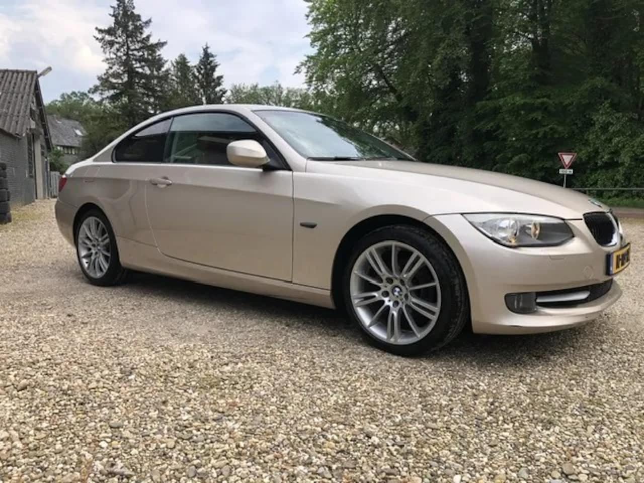 BMW 3-serie Coupé - 320I Leer/Navi - AutoWereld.nl