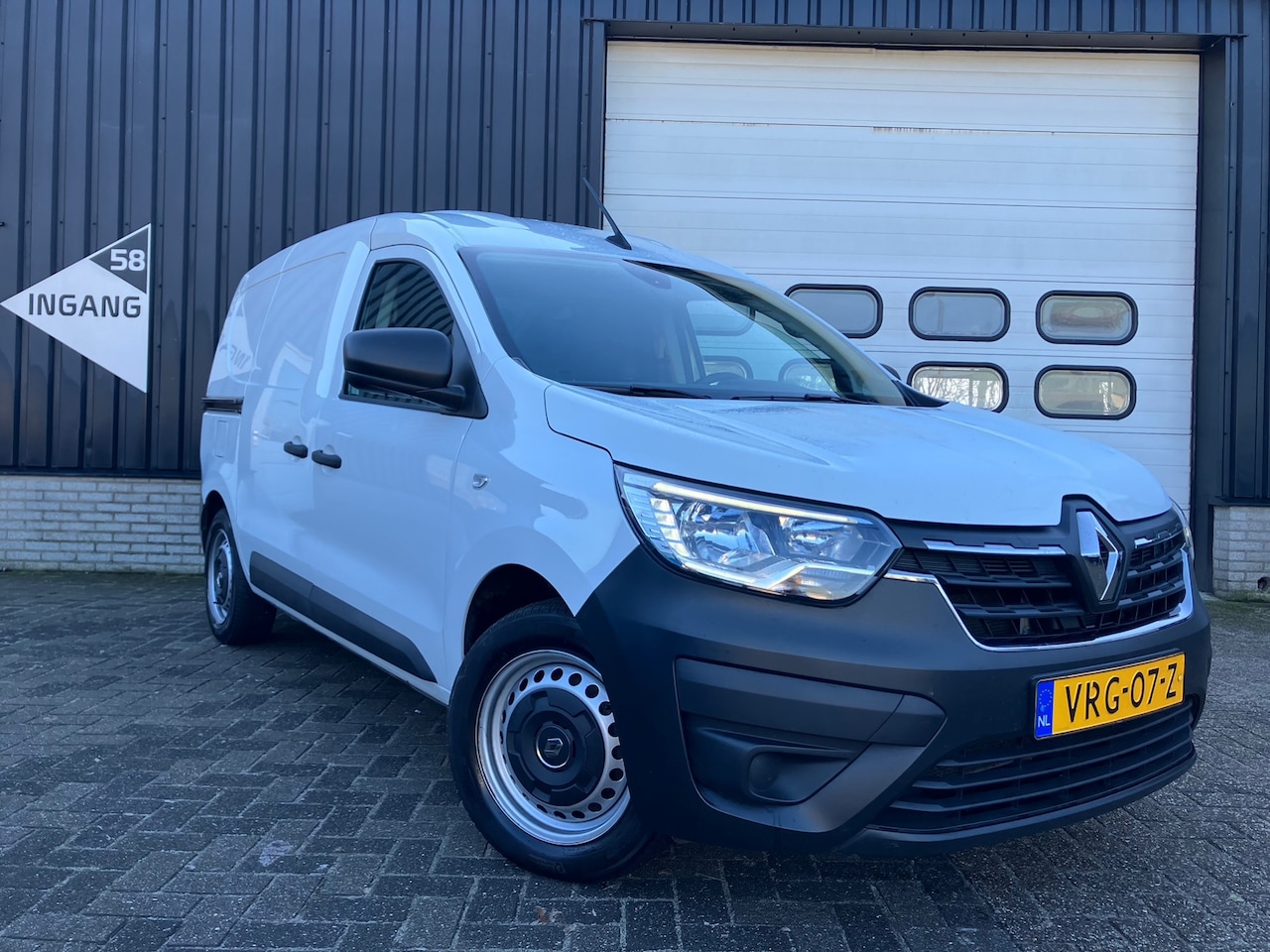 Renault Express - 1.5 dCi 75 Comfort/airco/pdc/navi/cruise auto is als nieuw! - AutoWereld.nl