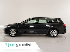 Volkswagen Passat Variant - 1.5 TSI Business | Trekhaak | Navi | Adaptieve Cruise | Rijkstrooksensor met correctie |