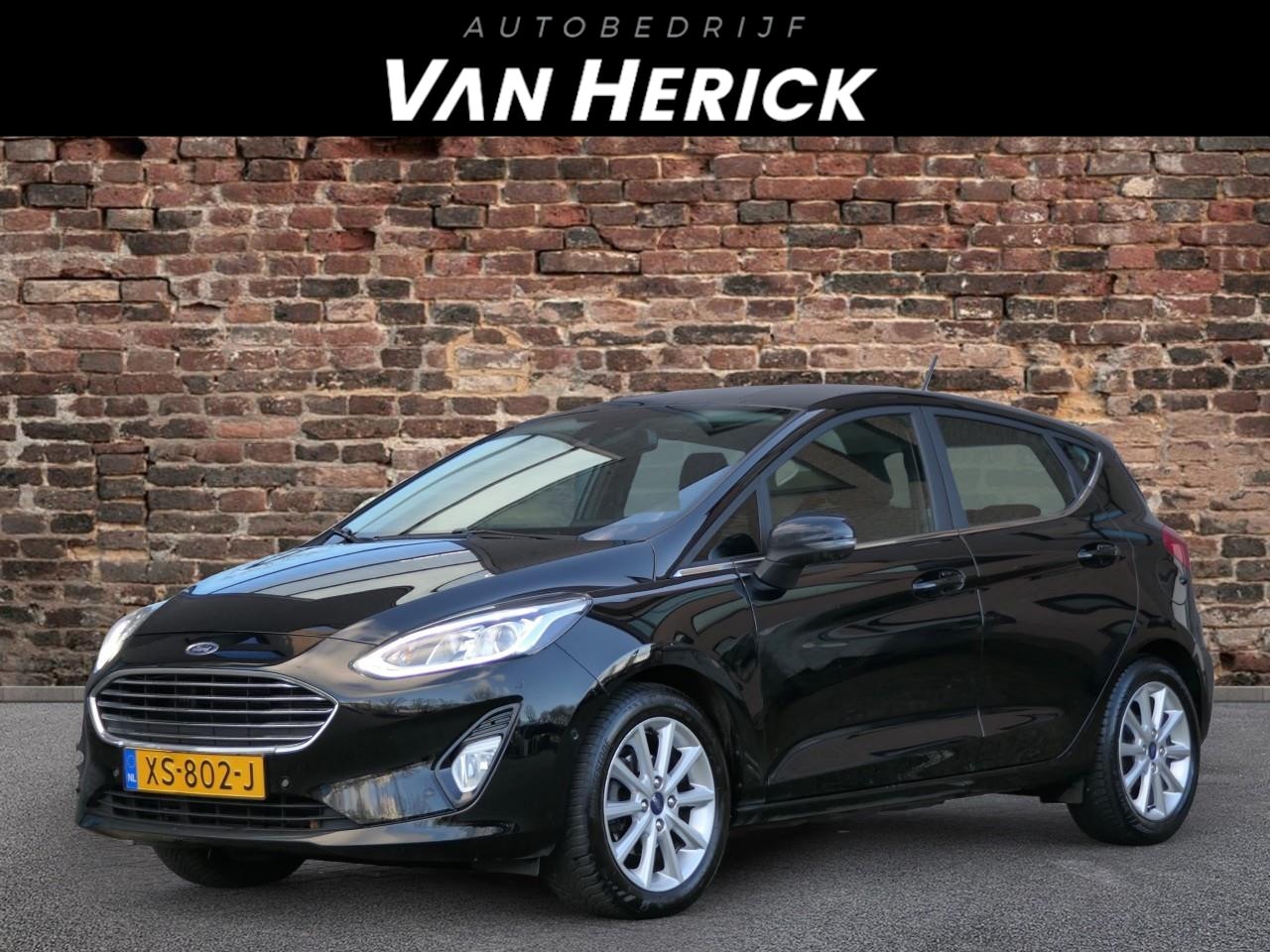 Ford Fiesta - 1.0 EcoBoost Titanium | Cruise | Navi | Camera - AutoWereld.nl