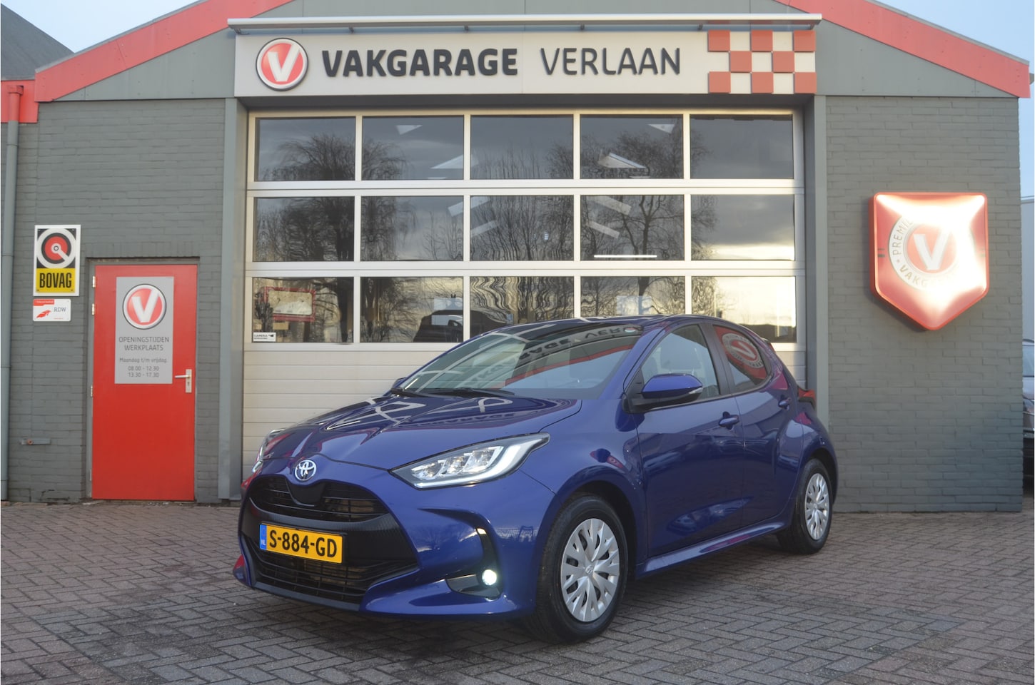 Toyota Yaris - 1.5 VVT-i Business Plus 12 mnd gar. - AutoWereld.nl