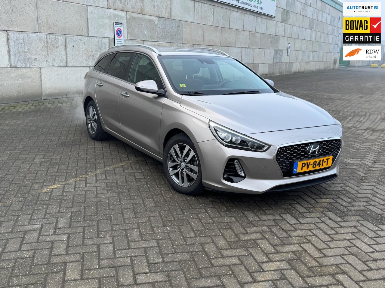 Hyundai i30 Wagon - 1.4 T-GDI Premium 1.4 T-GDI Premium - AutoWereld.nl