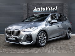 BMW 2-serie Active Tourer - 218i M-Sport | Achteruitrijcamera | Harman & Kardon | Comfort Access | Trekhaak | Fabrieks